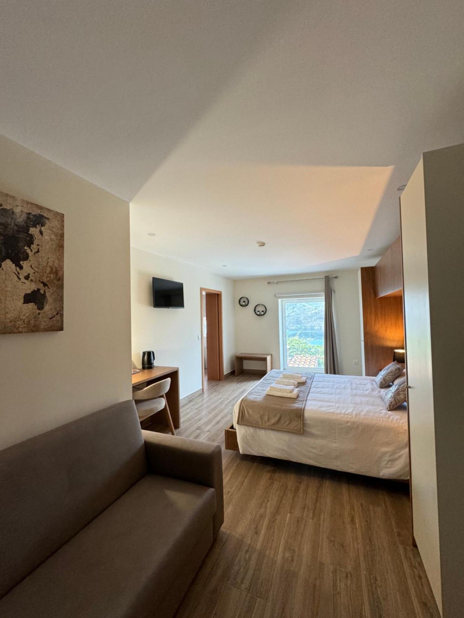 Estrela Do Geres - Casa Fernandes Bed & Breakfast Outeiro  Exterior photo